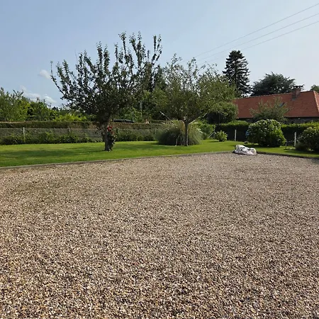 Chez Arthur Et Azelie Holiday home